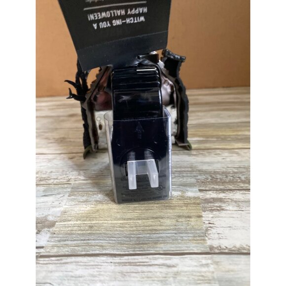 Bath & Body Works Witches Cottage Haunted House Wallflowers Plug-In Halloween - Picture 10 of 16